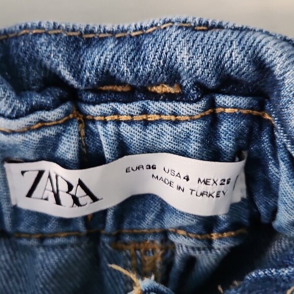 Women's Blue Jeans - Picture 5 of 5